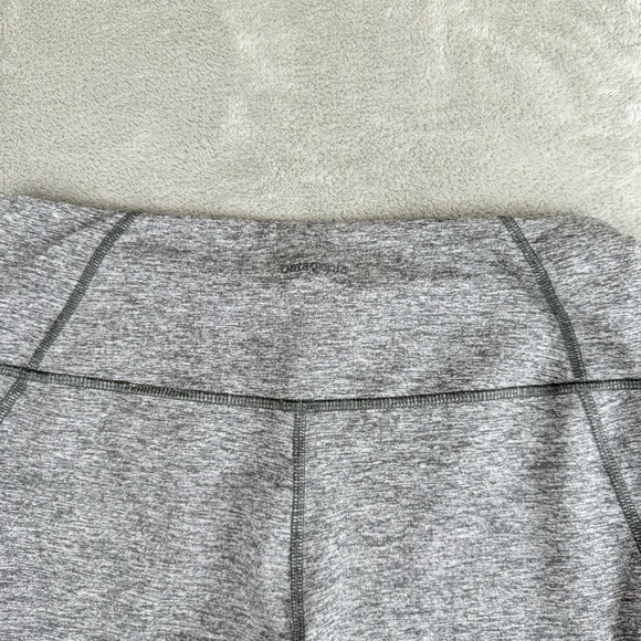 Patagonia Capri Legging Womens 28x19 Gray Heathered Cropped Activewear Gym - Picture 14 of 14